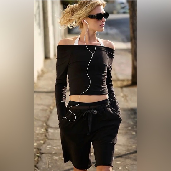 Free People Hot Shot Easy Set. NWT. Black - Picture 4 of 4